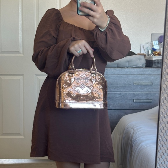 🦄Limited Edition Louis Vuitton Miroir Copper Rose Gold Alma BB Crossbody🦄 - Picture 10 of 10